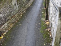 Winding alleyway